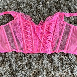 HOT PINK VS CORSET TOP NOTHING MISSING OR TOWRN